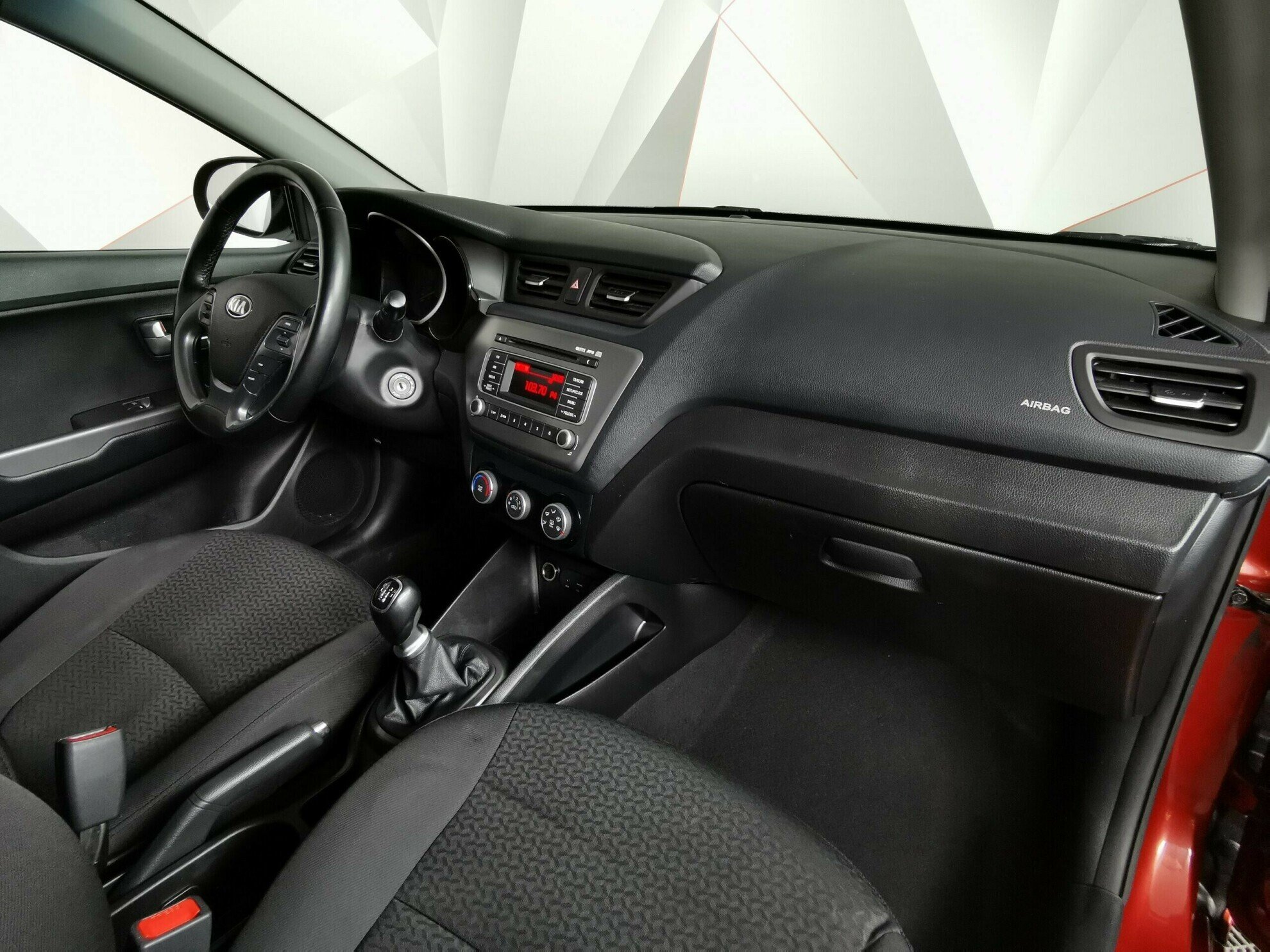Kia Rio 1.4 МКПП, 2016, 89 000 км фото 10