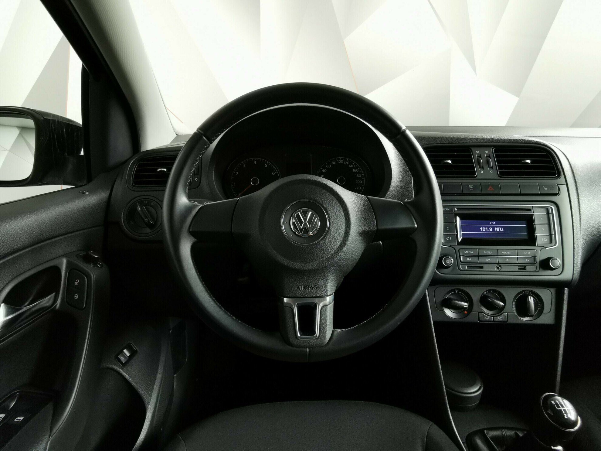 Volkswagen Polo 1.6 МКПП, 2013, 130 000 км фото 7