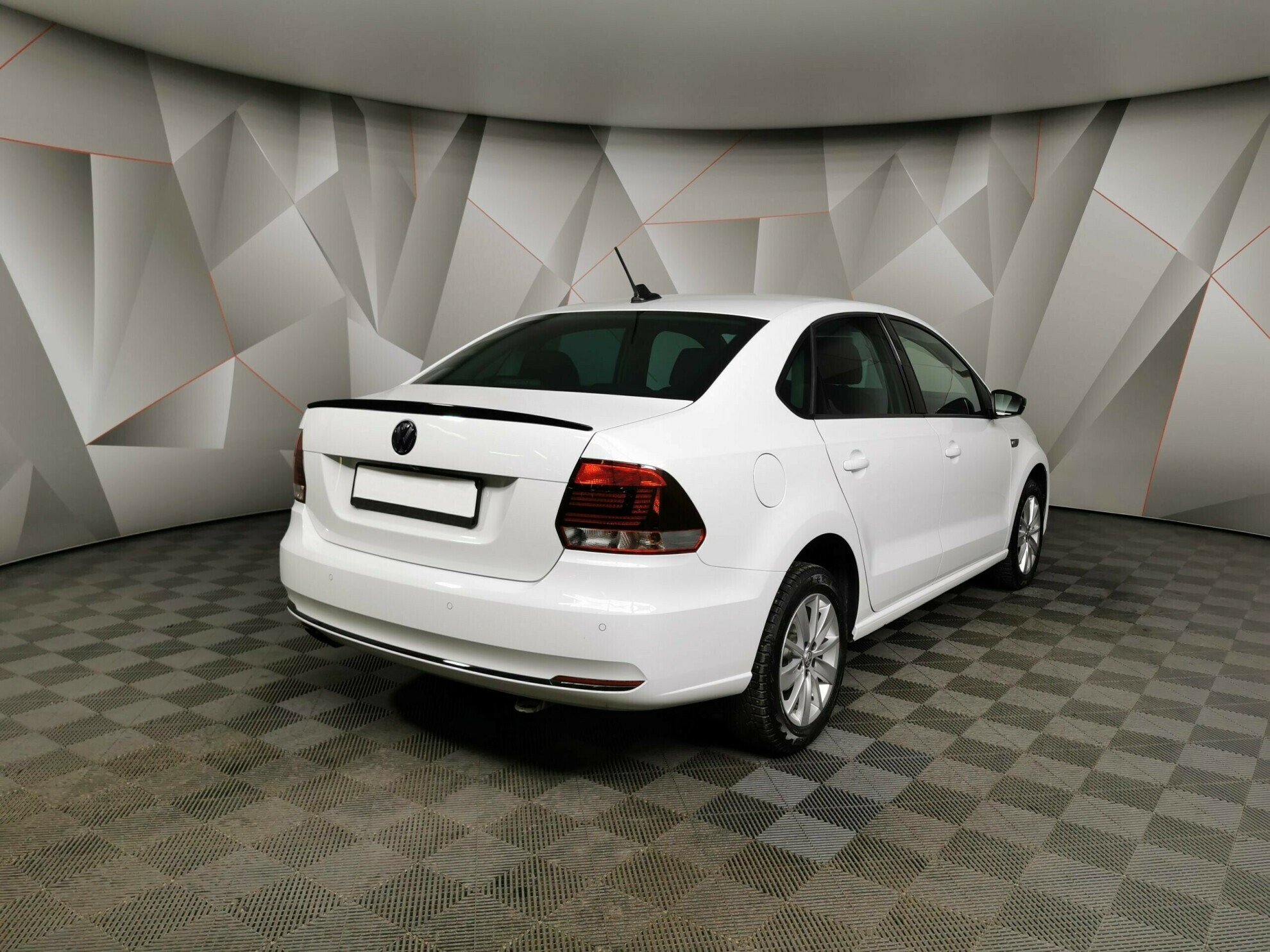 Volkswagen Polo 1.6 АКПП, 2016, 83 000 км фото 2