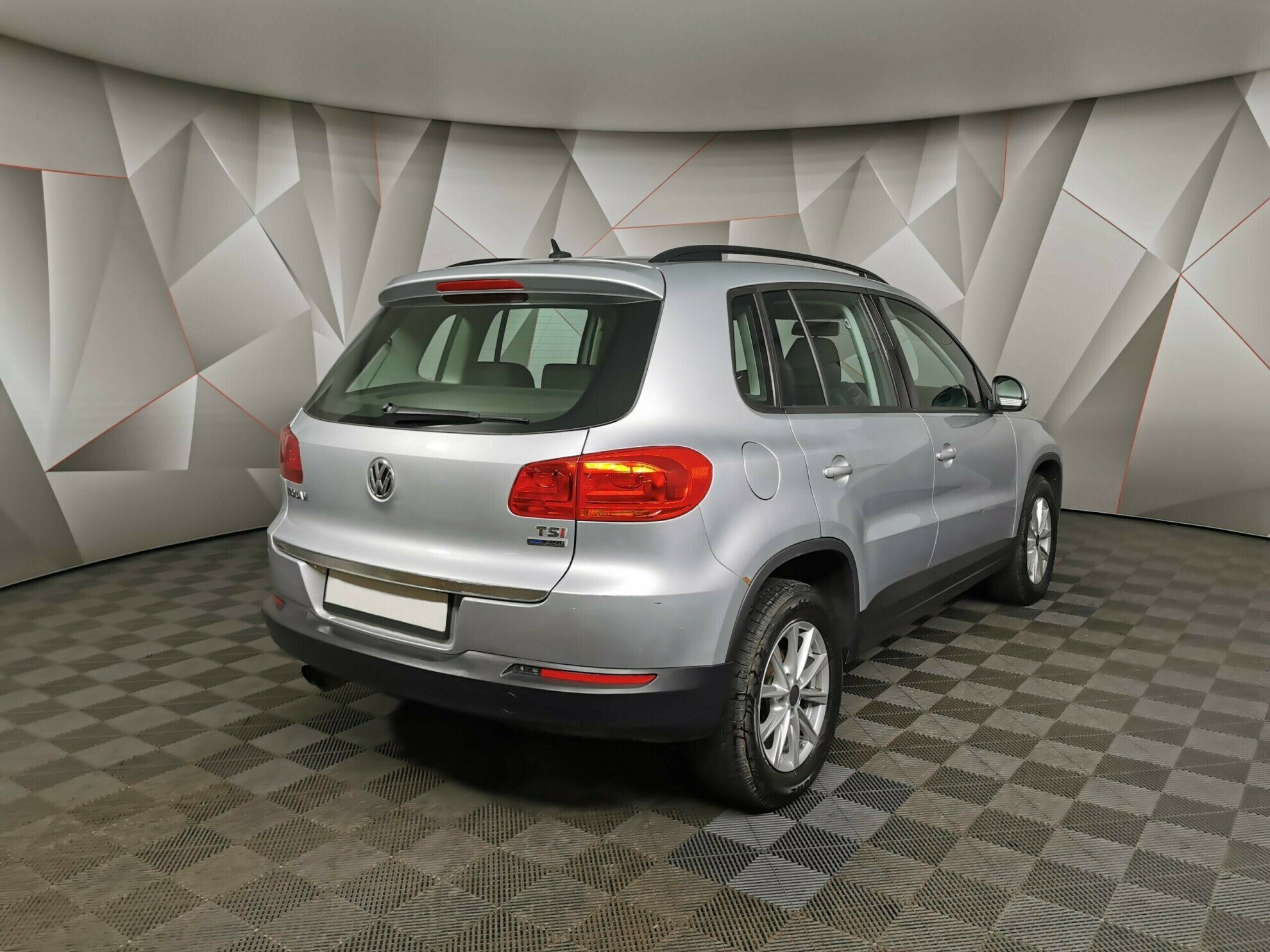 Volkswagen Tiguan 1.4 МКПП, 2012, 136 000 км фото 2