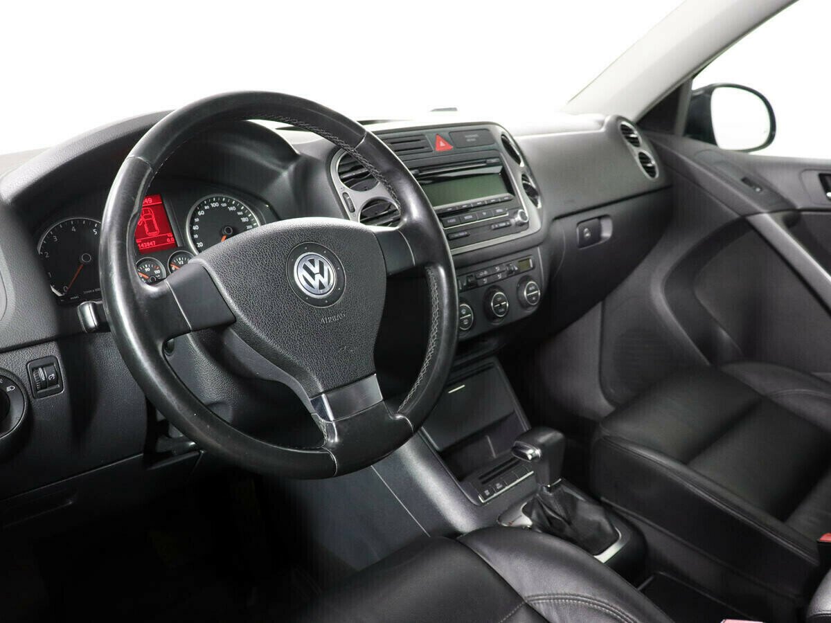 Volkswagen Tiguan 2.0 АКПП, 2009, 176 000 км фото 8