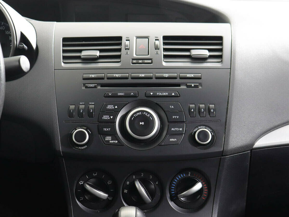 Mazda 3 1.6 АКПП, 2012, 134 000 км фото 8