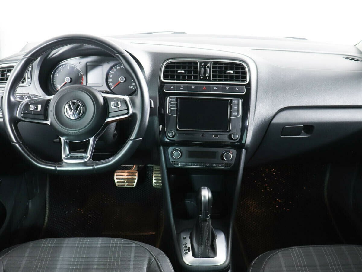 Volkswagen Polo 1.4 РКПП, 2017, 84 000 км фото 5
