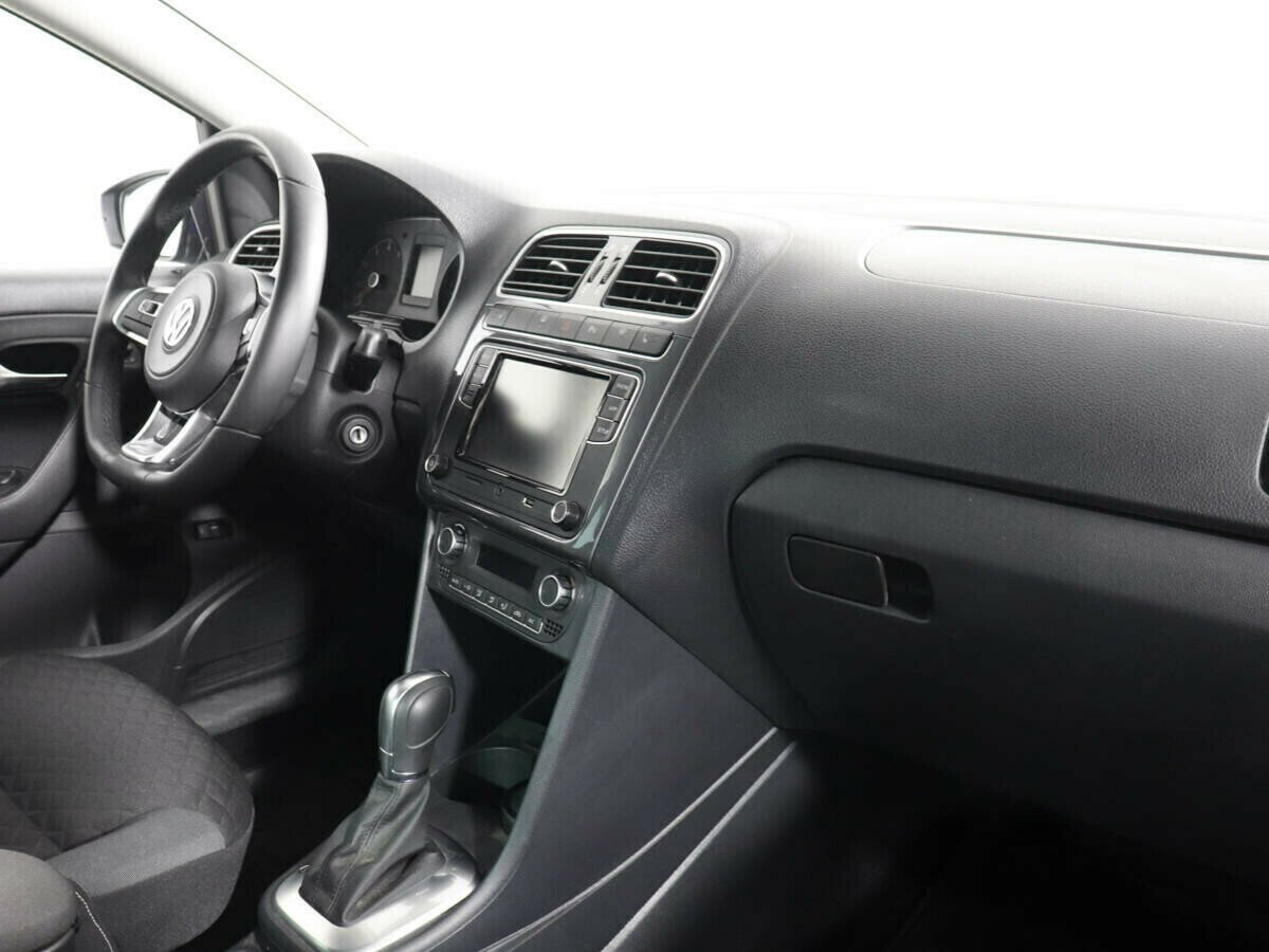 Volkswagen Polo 1.6 АКПП, 2016, 93 000 км фото 5