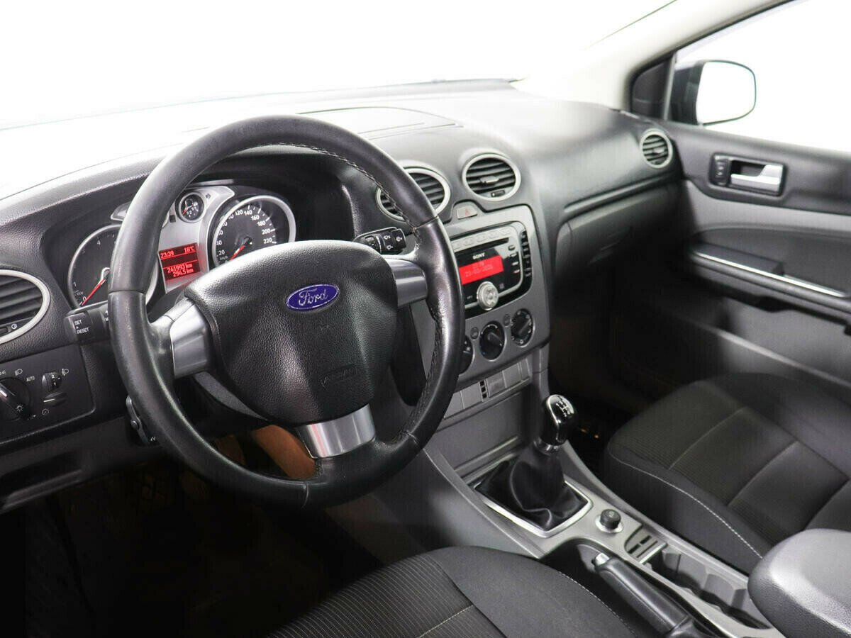 Ford Focus 1.0 МКПП, 2011, 153 000 км фото 7