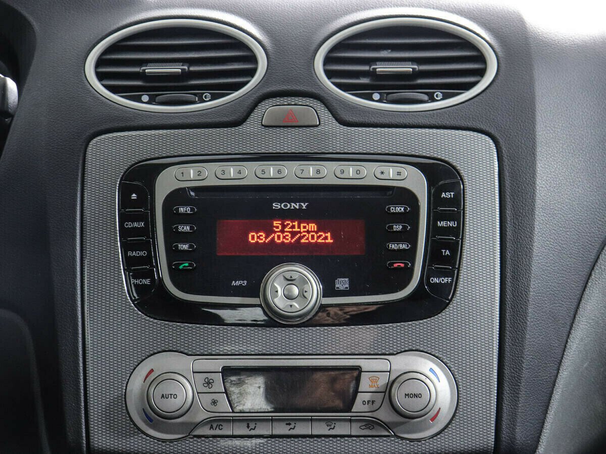 Ford Focus 2.0 АКПП, 2010, 165 000 км фото 8