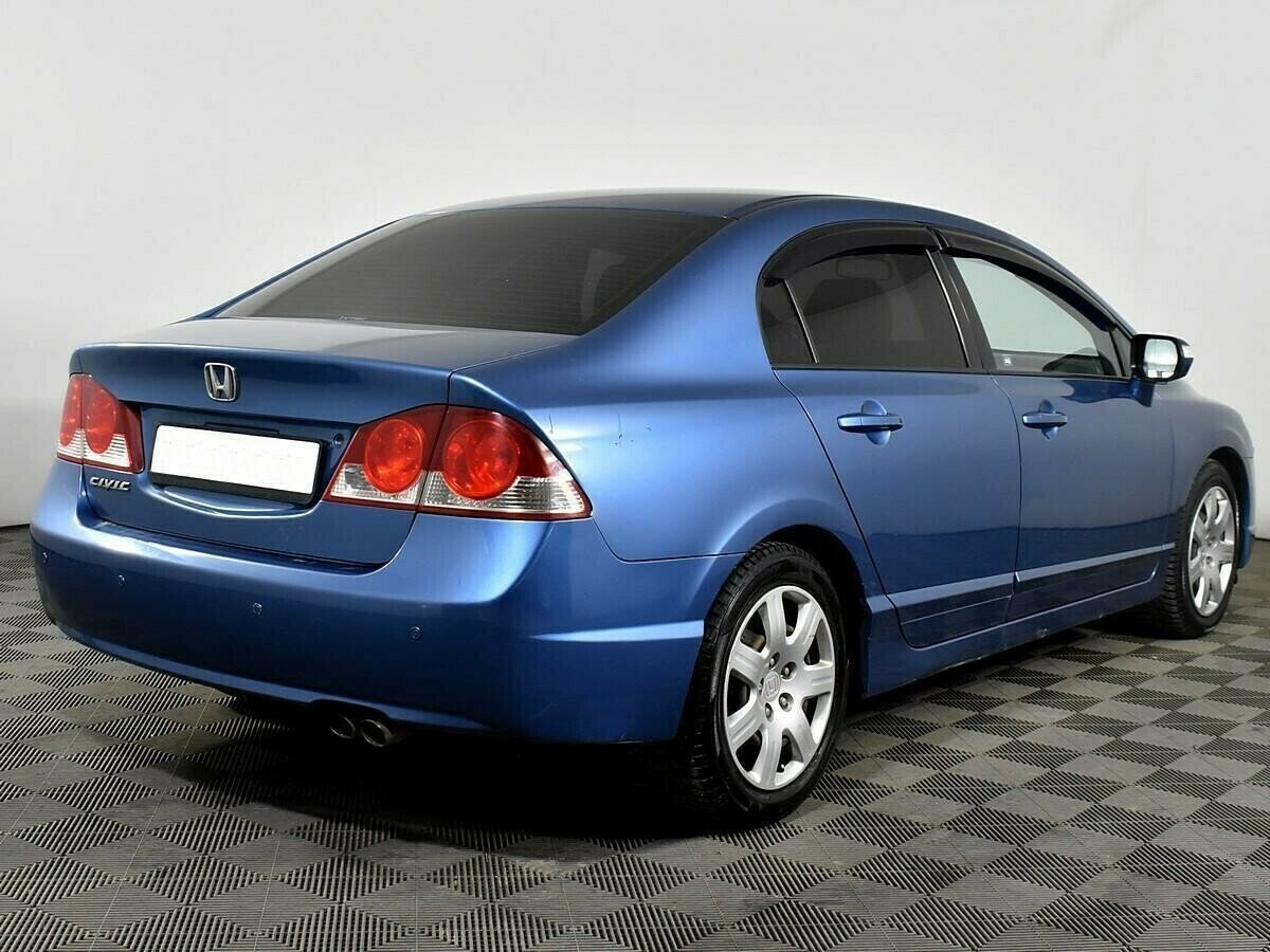 Honda Civic 1.8 АКПП, 2007, 195 000 км фото 3