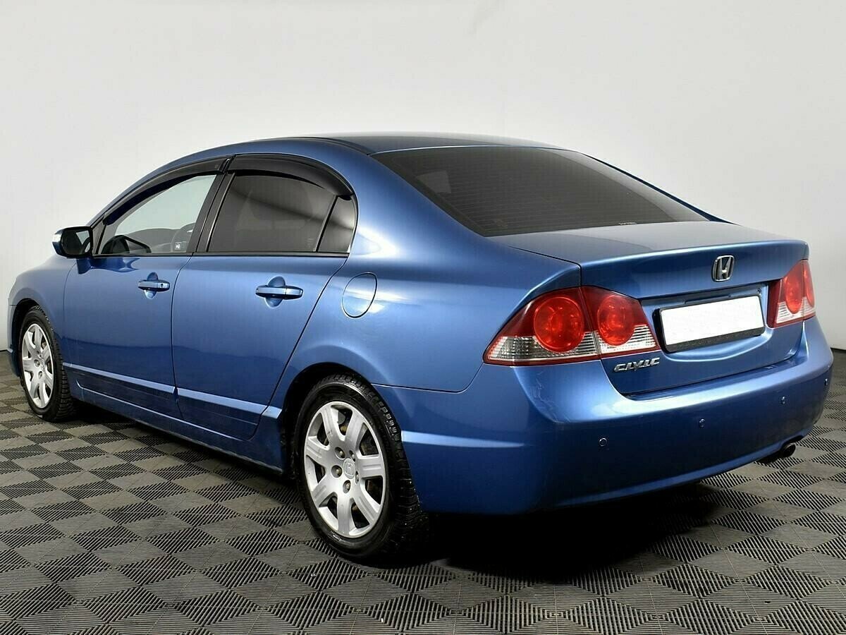 Honda Civic 1.8 АКПП, 2007, 195 000 км фото 4