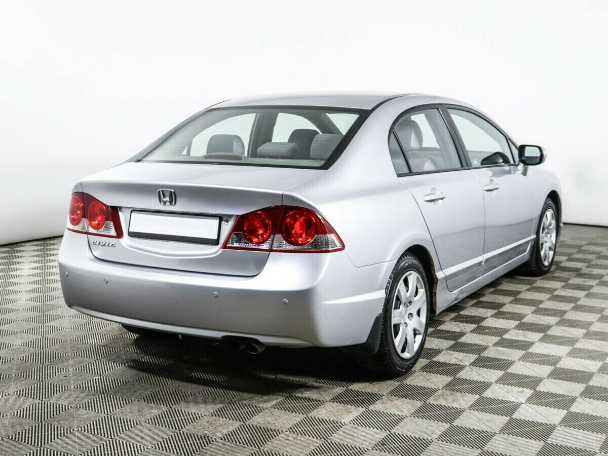 Honda Civic 1.8 АКПП, 2007, 203 000 км фото 3