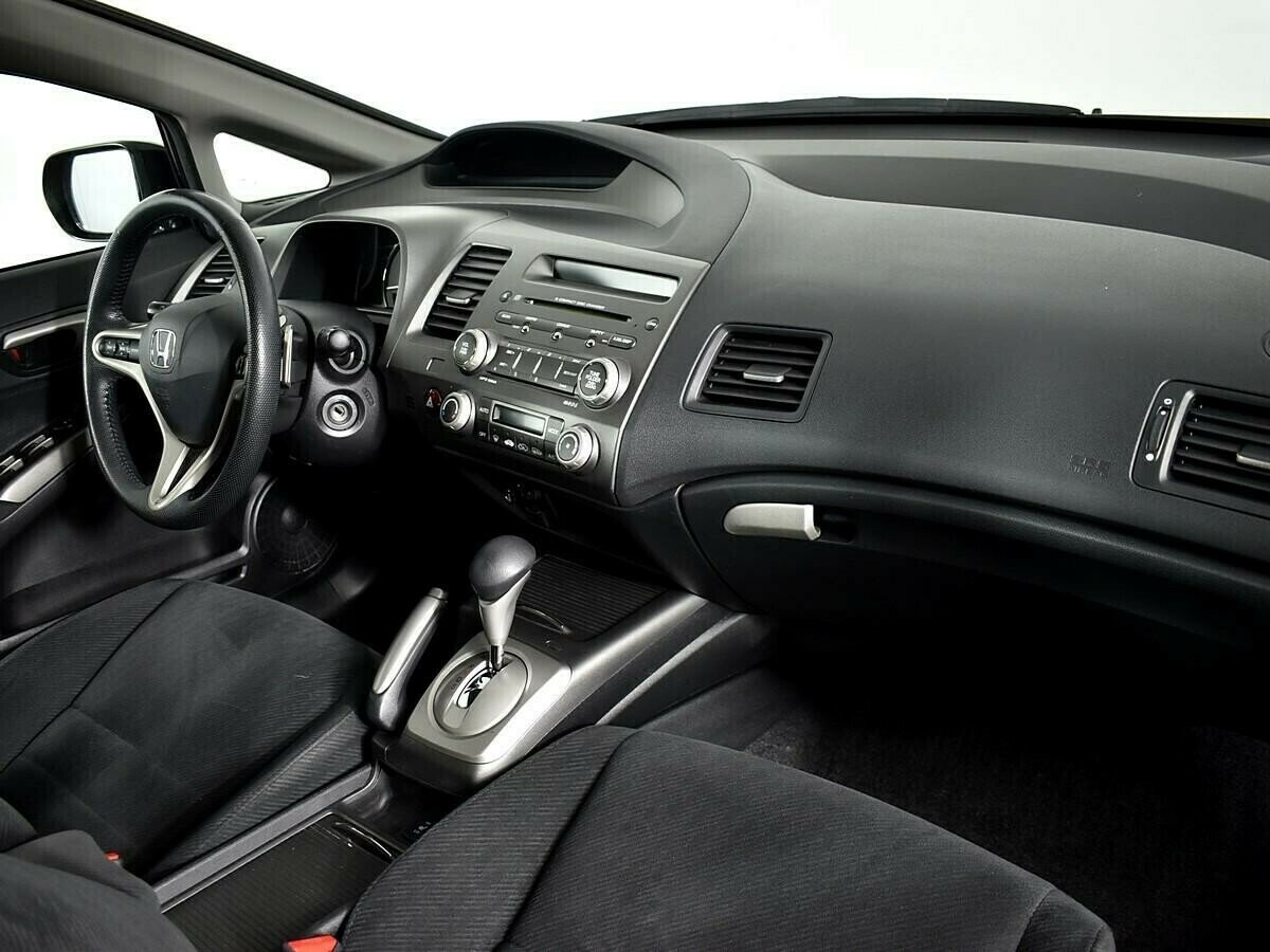 Honda Civic 1.8 АКПП, 2010, 165 000 км фото 5