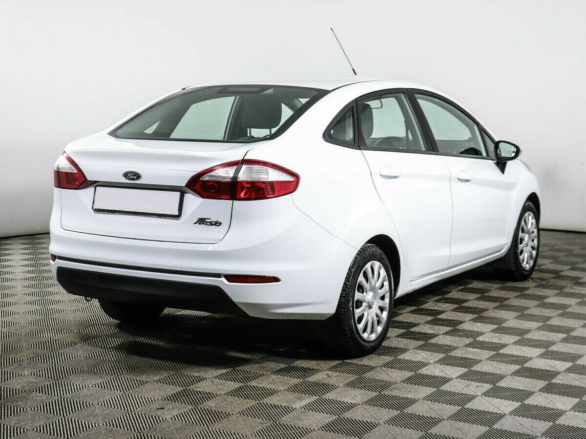 Ford Fiesta 1.6 РКПП, 2016, 89 000 км фото 3