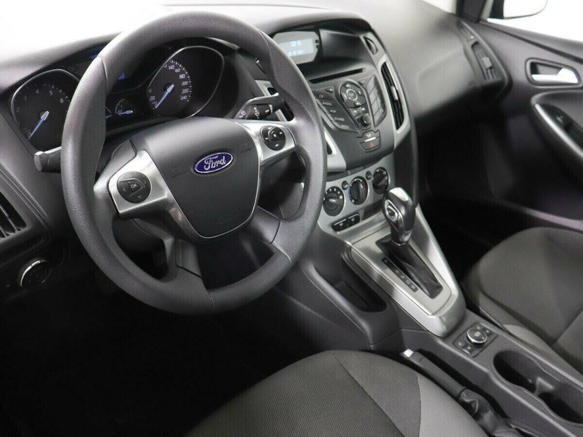 Ford Focus 1.6 РКПП, 2012, 145 000 км фото 5