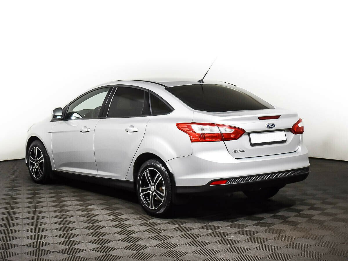 Ford Focus 1.6 МКПП, 2014, 114 000 км фото 4