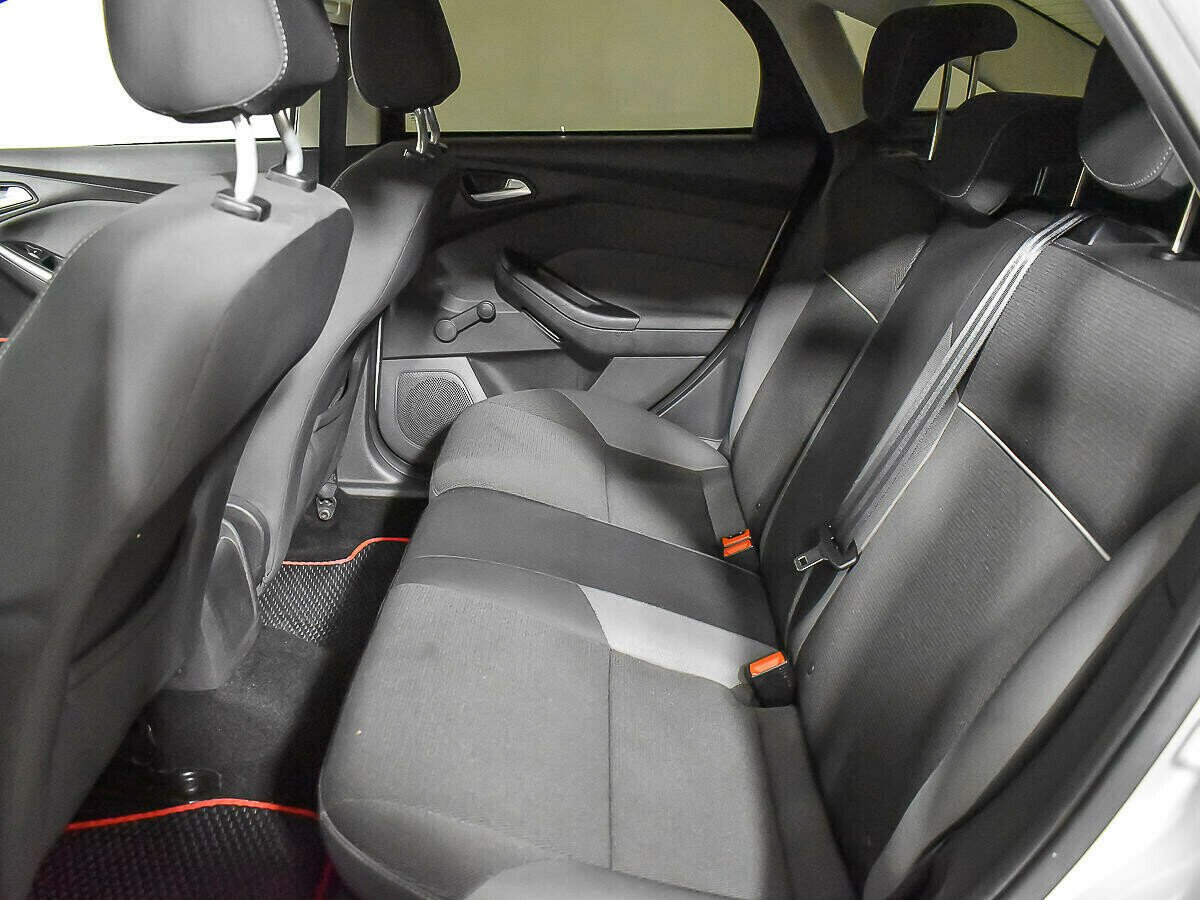 Ford Focus 1.6 МКПП, 2014, 114 000 км фото 8