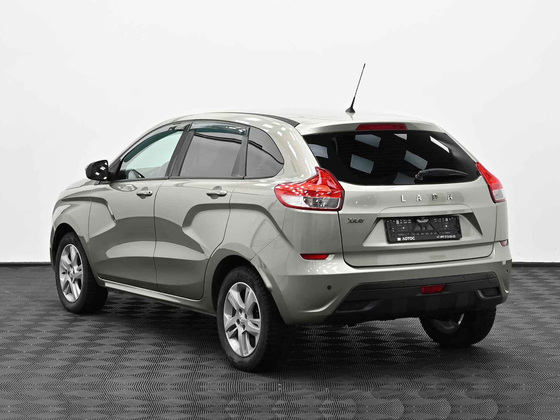 LADA (ВАЗ) XRAY Exclusive (2017) 1.8 РКПП, 2018, 91 000 км фото 4