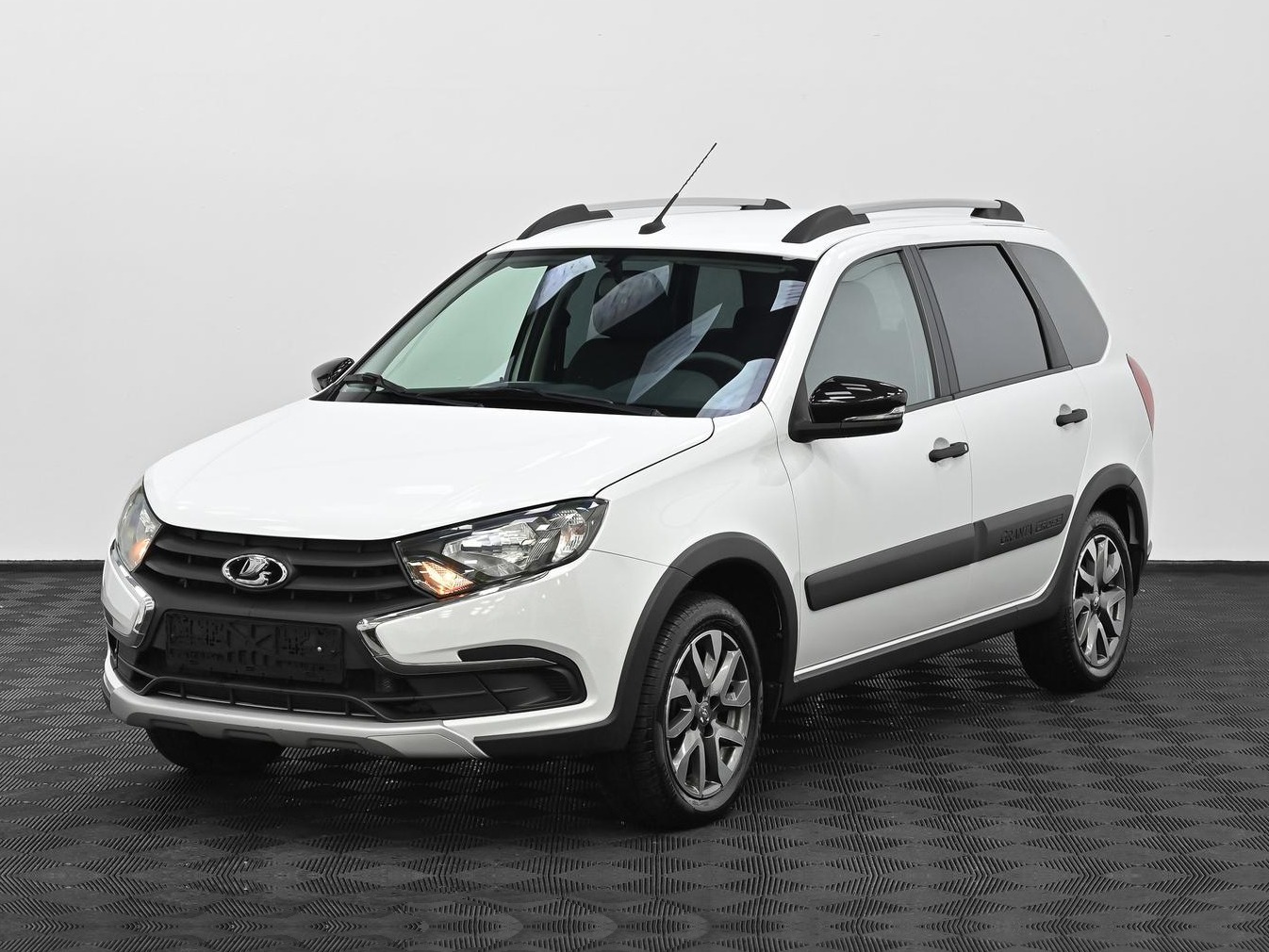 LADA (ВАЗ) Granta Comfort Light 1.6 МКПП, 2022, 16 000 км фото 3