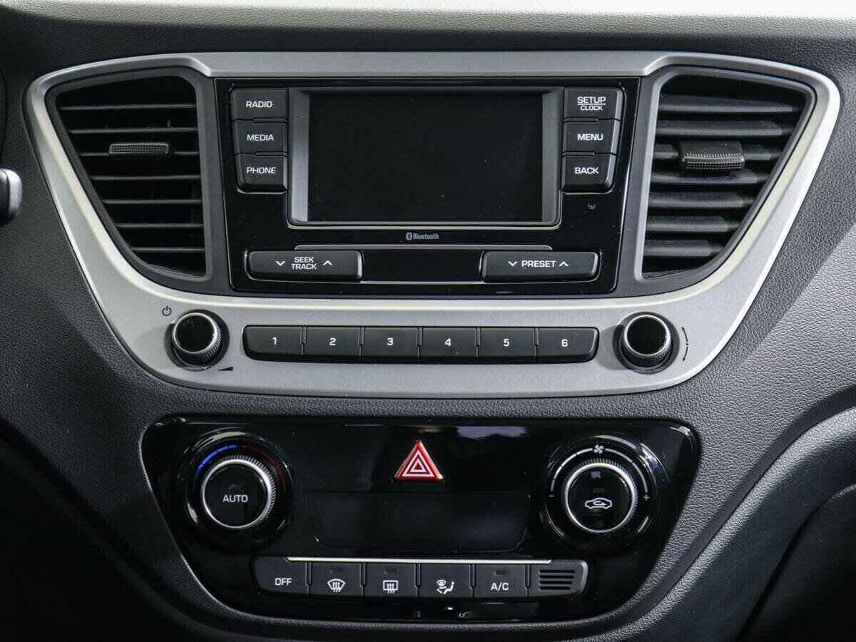 Hyundai Solaris 1.6 АКПП, 2017, 82 000 км фото 10