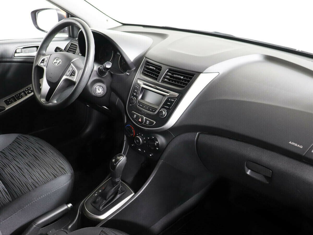 Hyundai Solaris 1.6 АКПП, 2015, 95 000 км фото 7