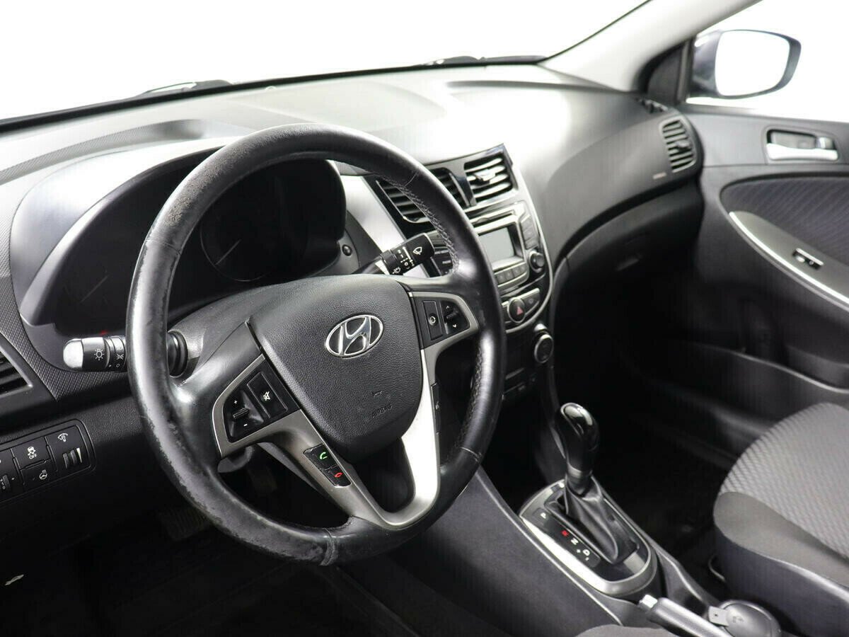 Hyundai Solaris 1.6 АКПП, 2015, 95 000 км фото 8