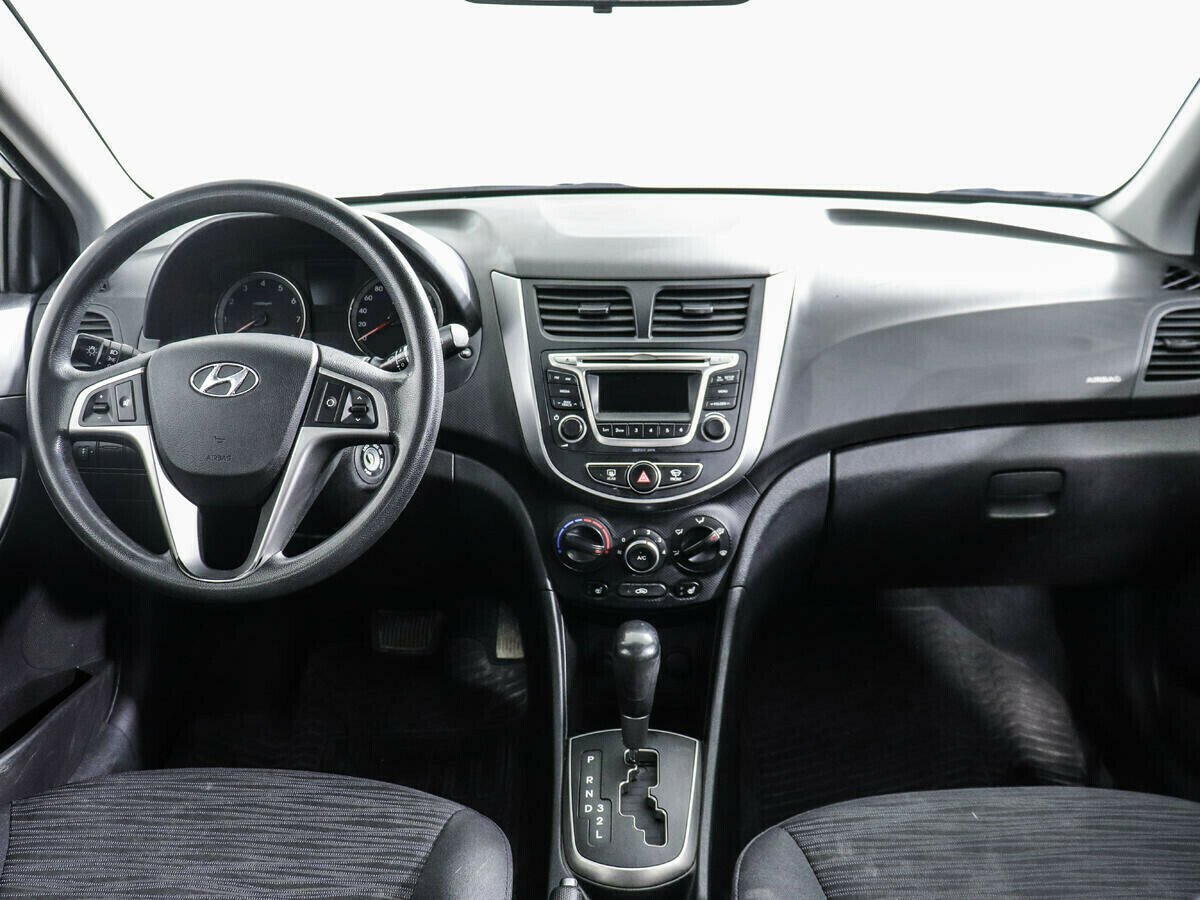 Hyundai Solaris 1.4 АКПП, 2015, 97 000 км фото 6