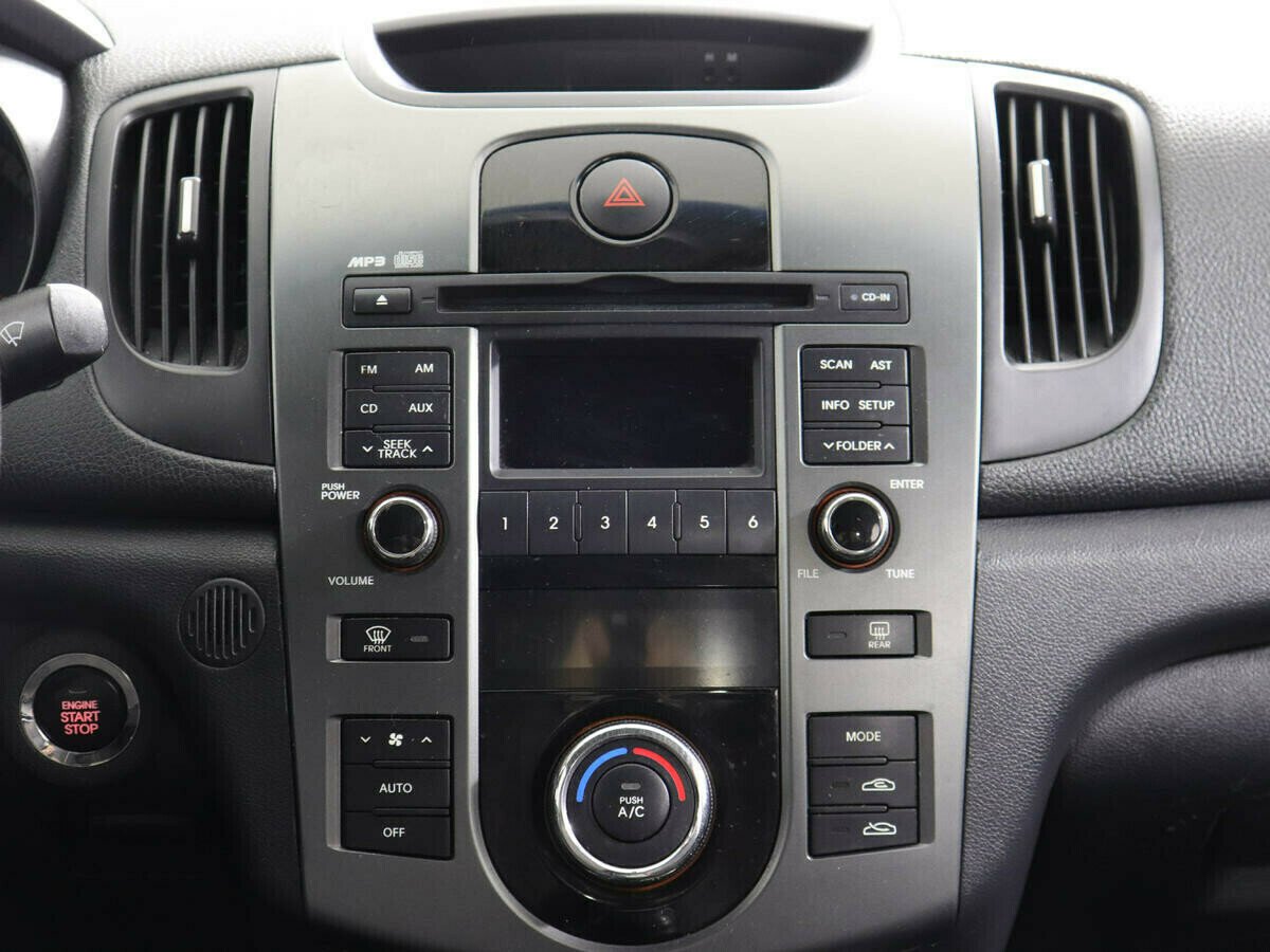Kia Cerato 2.0 АКПП, 2011, 144 000 км фото 8