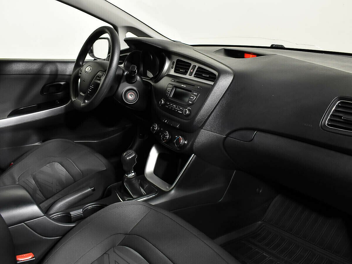 Kia Ceed 1.6 АКПП, 2012, 133 000 км фото 8