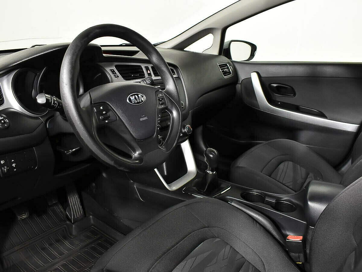Kia Ceed 1.6 АКПП, 2012, 133 000 км фото 9
