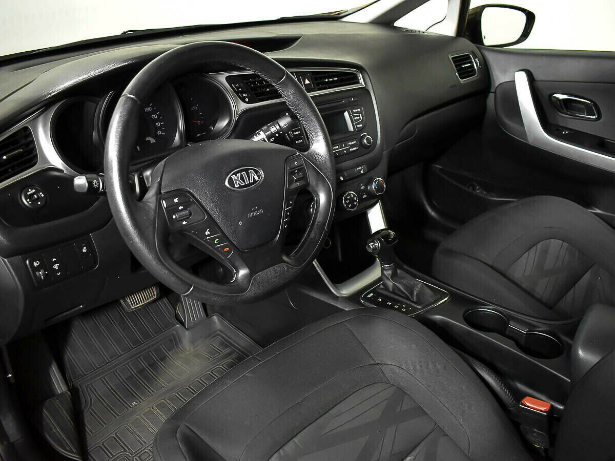 Kia Ceed 1.6 АКПП, 2013, 122 000 км фото 9