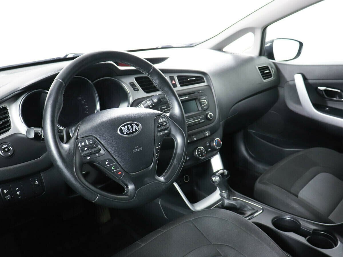 Kia Ceed 1.6 АКПП, 2015, 102 000 км фото 5
