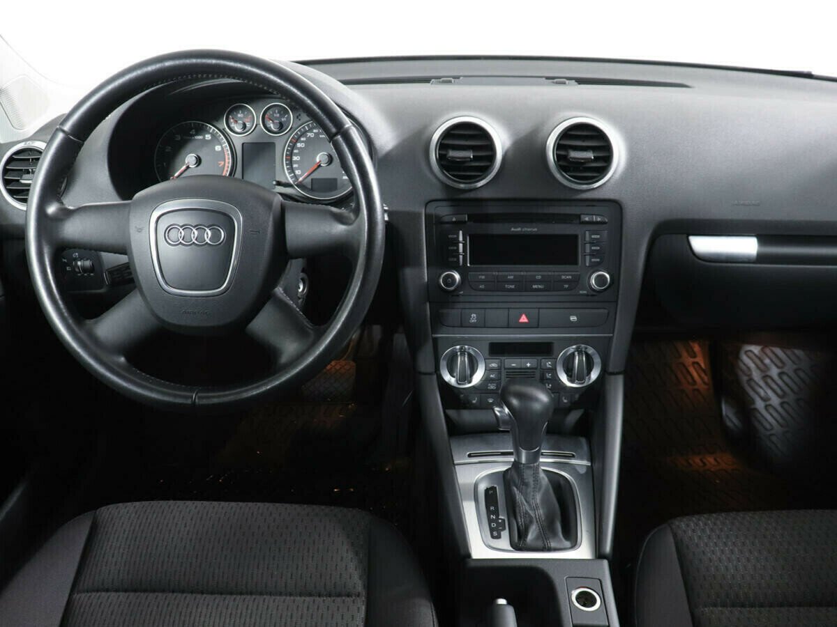 Audi A3 1.6 РКПП, 2010, 170 000 км фото 5