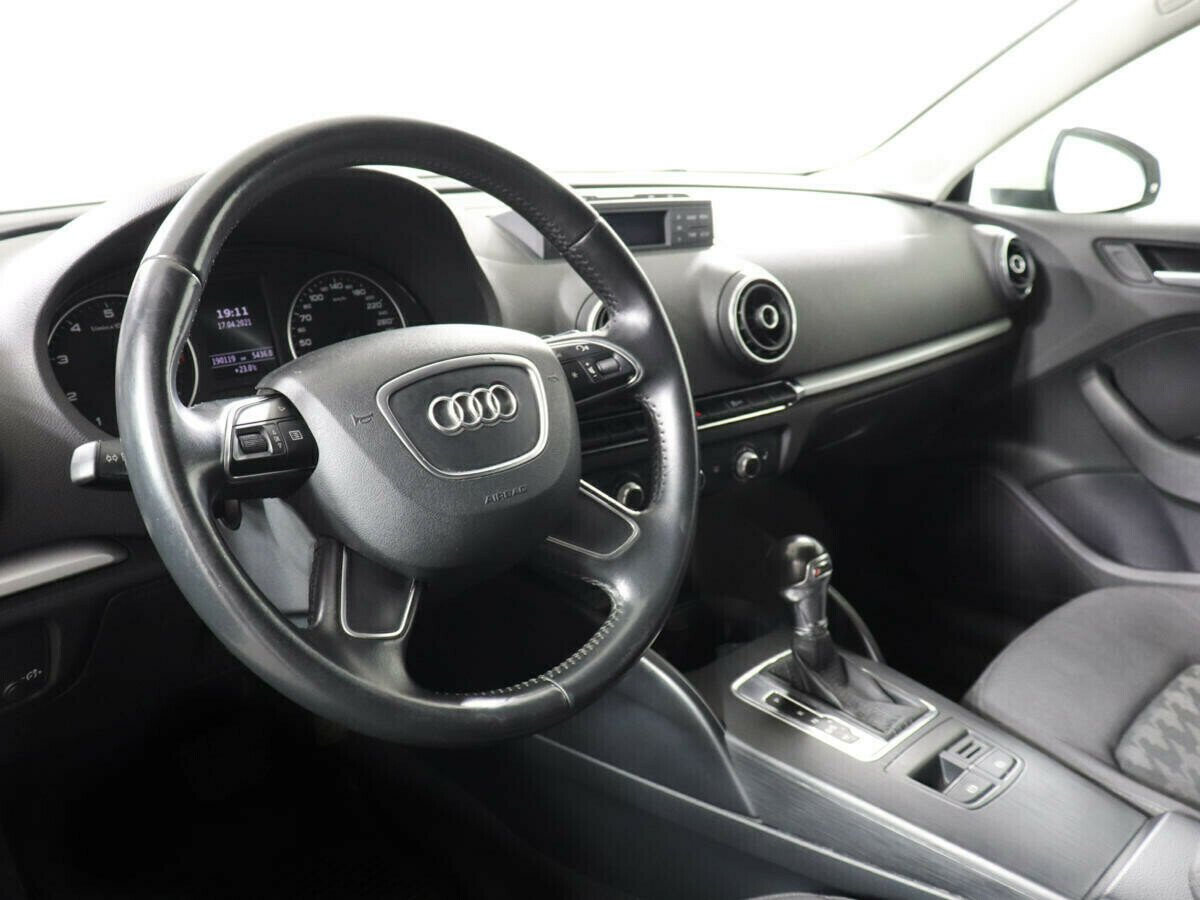 Audi A3 1.4 РКПП, 2015, 102 000 км фото 5