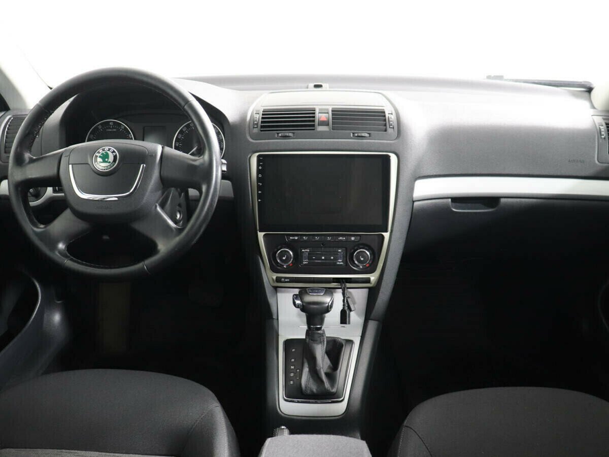 Skoda Octavia 1.8 РКПП, 2012, 144 000 км фото 8