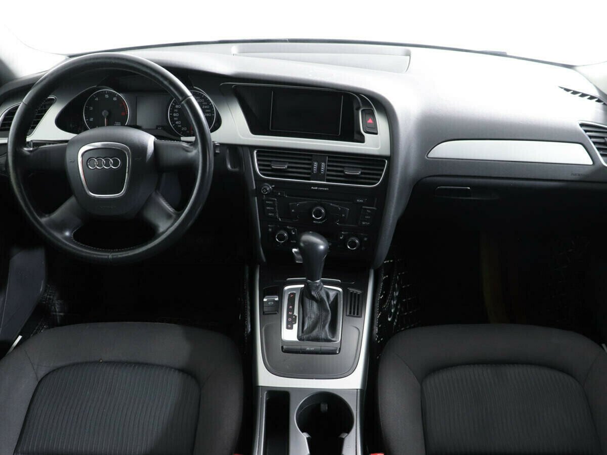 Audi A4 2.0 РКПП, 2011, 148 000 км фото 5