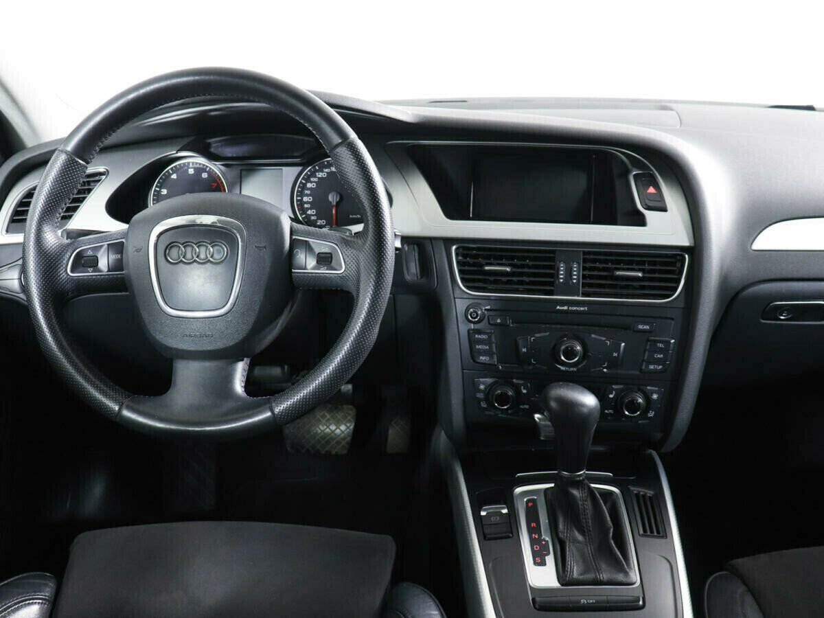 Audi A4 2.0 РКПП, 2011, 143 000 км фото 6