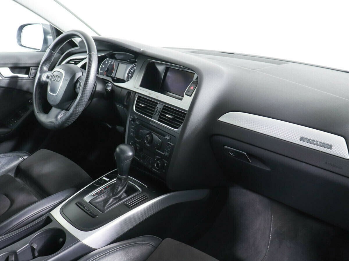 Audi A4 2.0 РКПП, 2011, 143 000 км фото 8