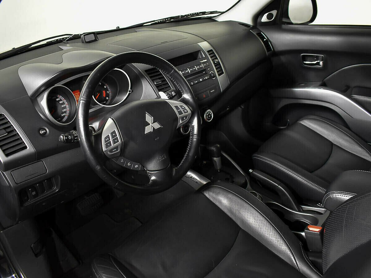 Mitsubishi Outlander 3.0 АКПП, 2007, 203 000 км фото 9