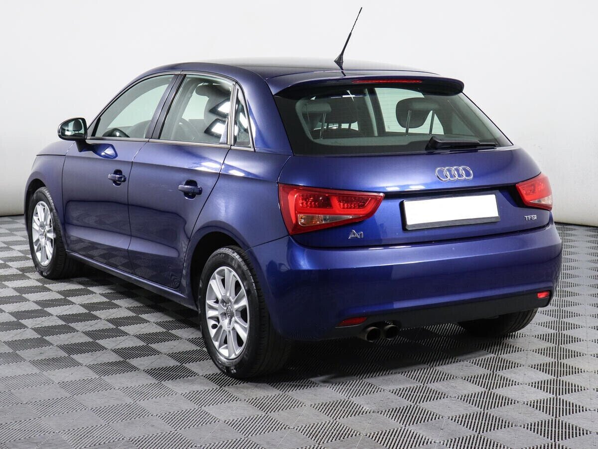 Audi A1 1.0 РКПП, 2014, 112 000 км фото 4