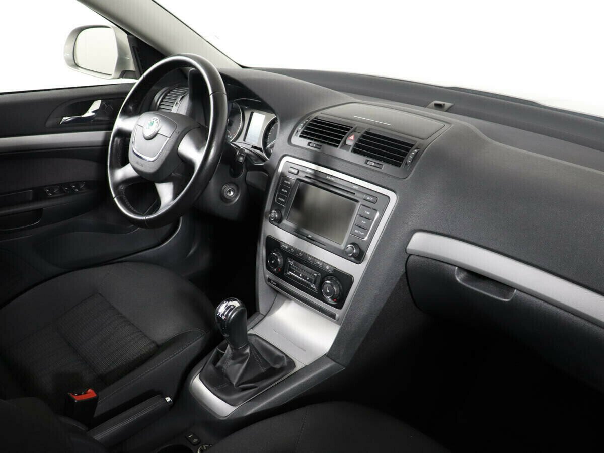 Skoda Octavia 1.4 МКПП, 2012, 137 000 км фото 5