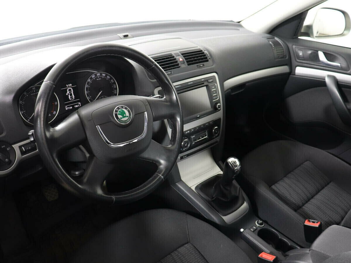 Skoda Octavia 1.4 МКПП, 2012, 137 000 км фото 6