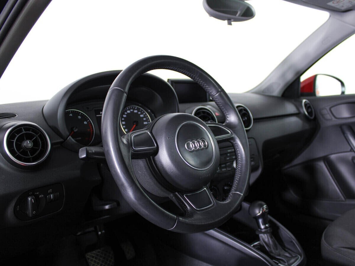 Audi A1 1.0 РКПП, 2014, 116 000 км фото 5