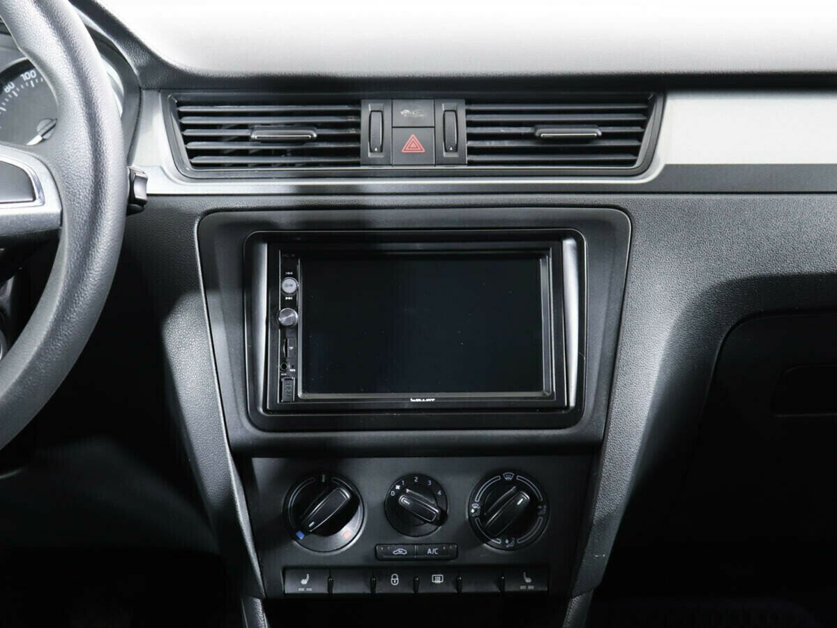 Skoda Rapid 1.4 МКПП, 2014, 117 000 км фото 6