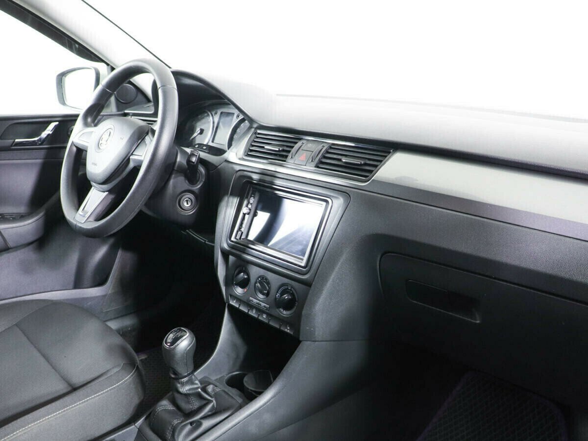 Skoda Rapid 1.4 МКПП, 2014, 117 000 км фото 8