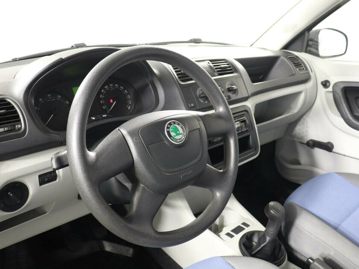 Skoda Fabia 1.4 МКПП, 2010, 166 000 км фото 6