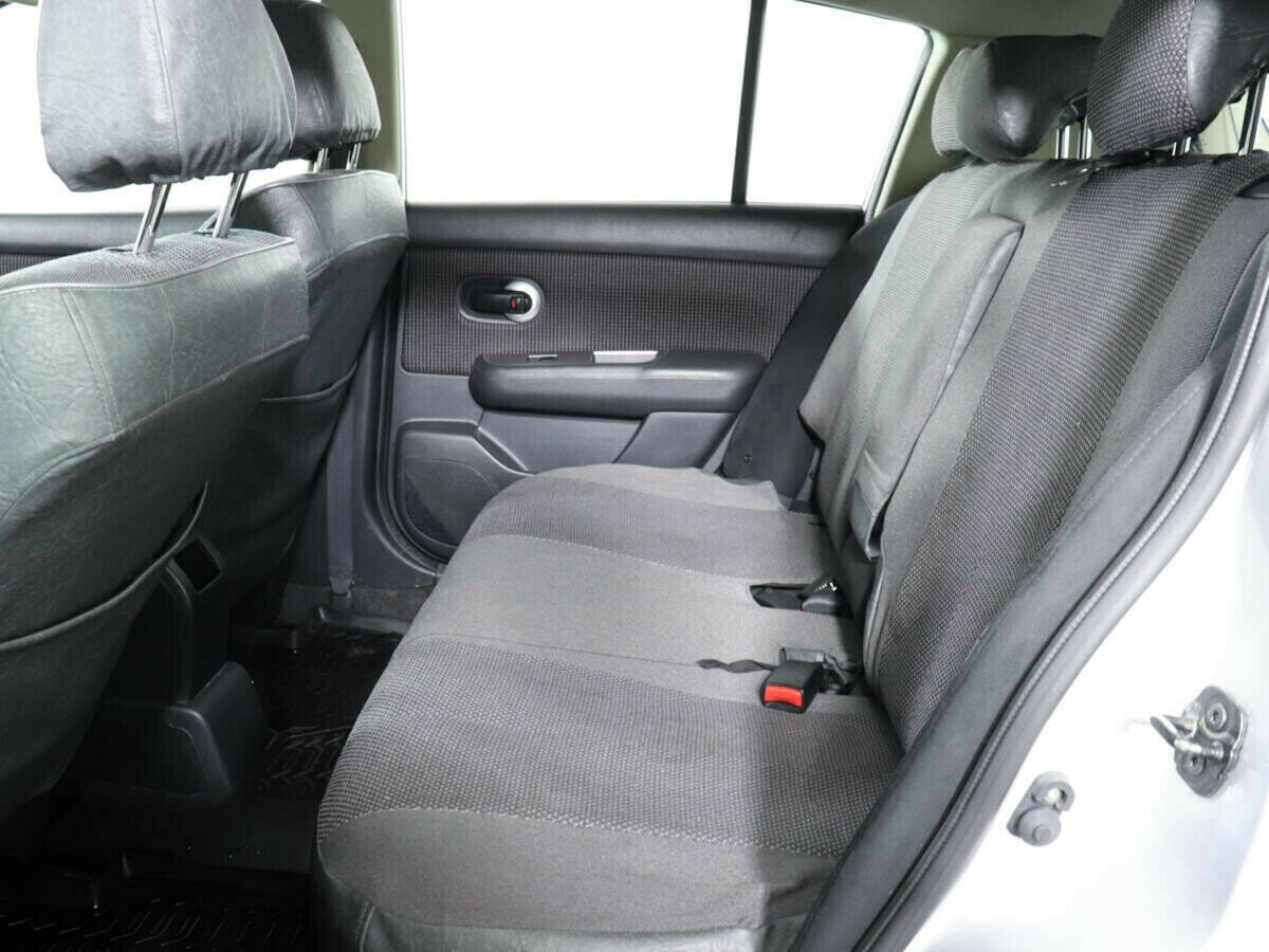 Nissan Tiida 1.6 АКПП, 2013, 120 000 км фото 9