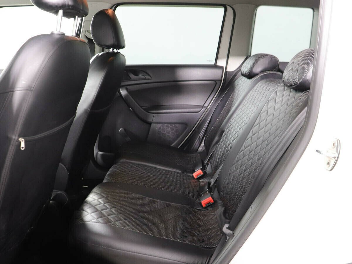 Skoda Yeti 1.2 РКПП, 2012, 136 000 км фото 6