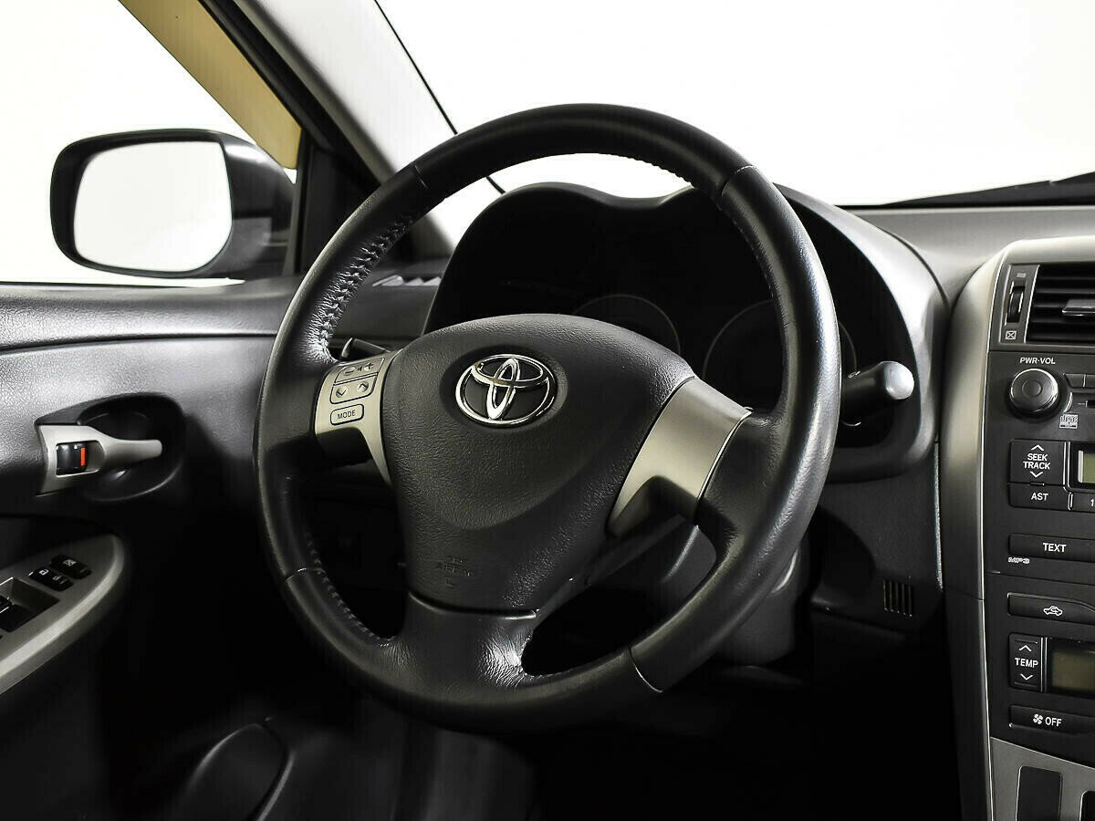 Toyota Corolla 1.6 АКПП, 2011, 148 000 км фото 8
