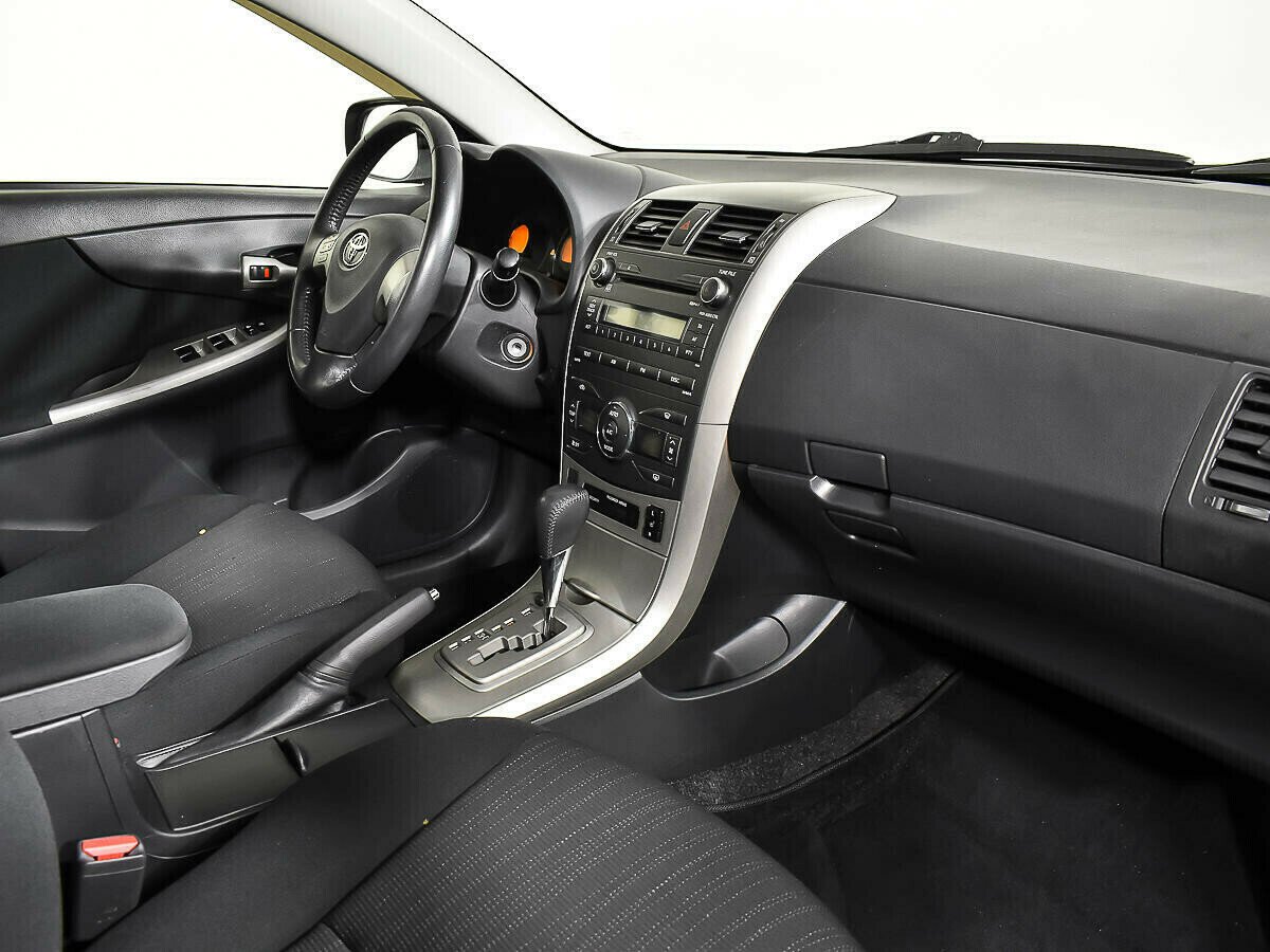 Toyota Corolla 1.6 АКПП, 2011, 148 000 км фото 9