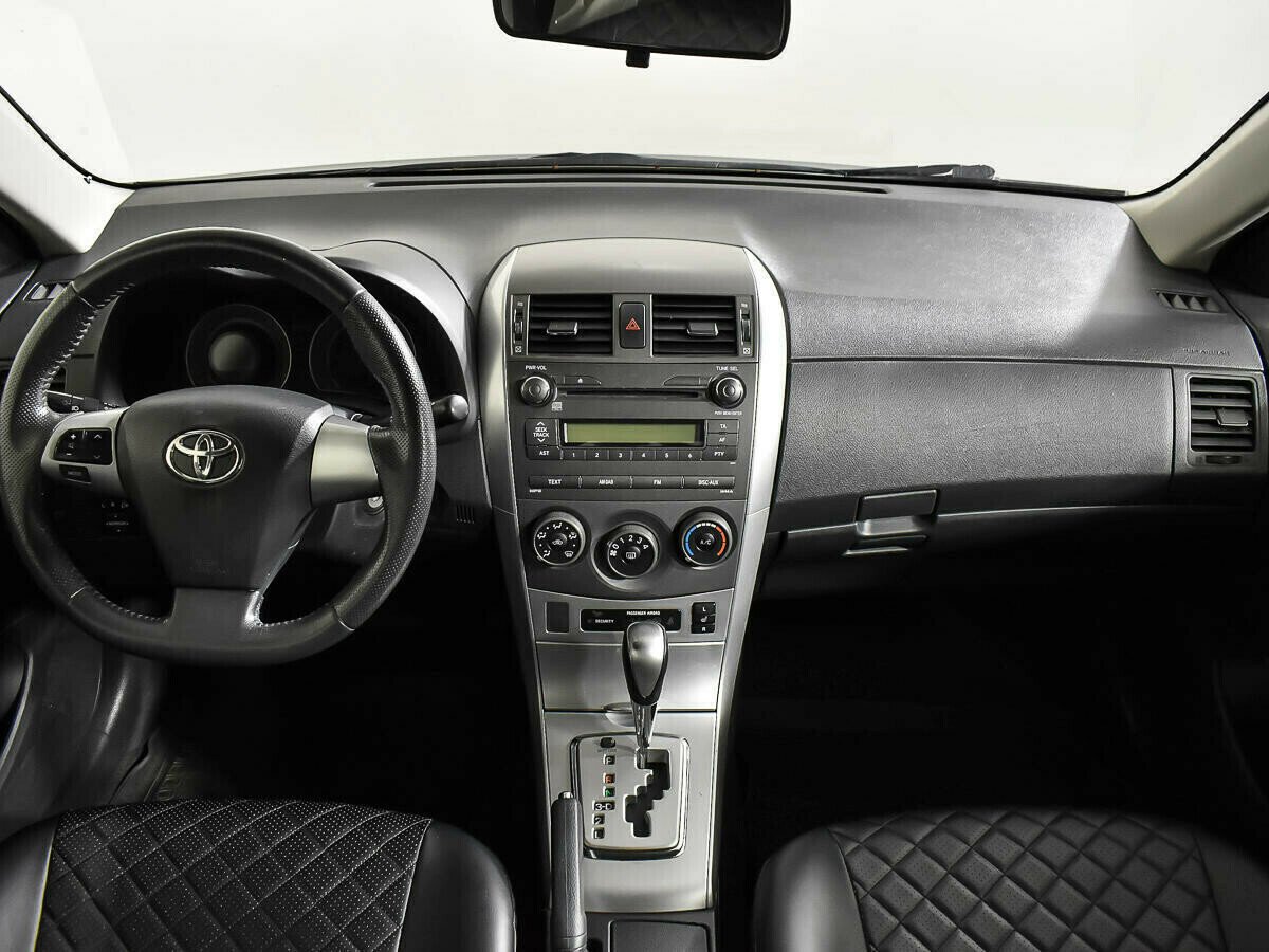 Toyota Corolla 1.4 МКПП, 2012, 135 000 км фото 10