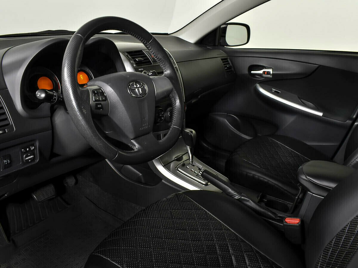 Toyota Corolla 1.4 МКПП, 2012, 135 000 км фото 9