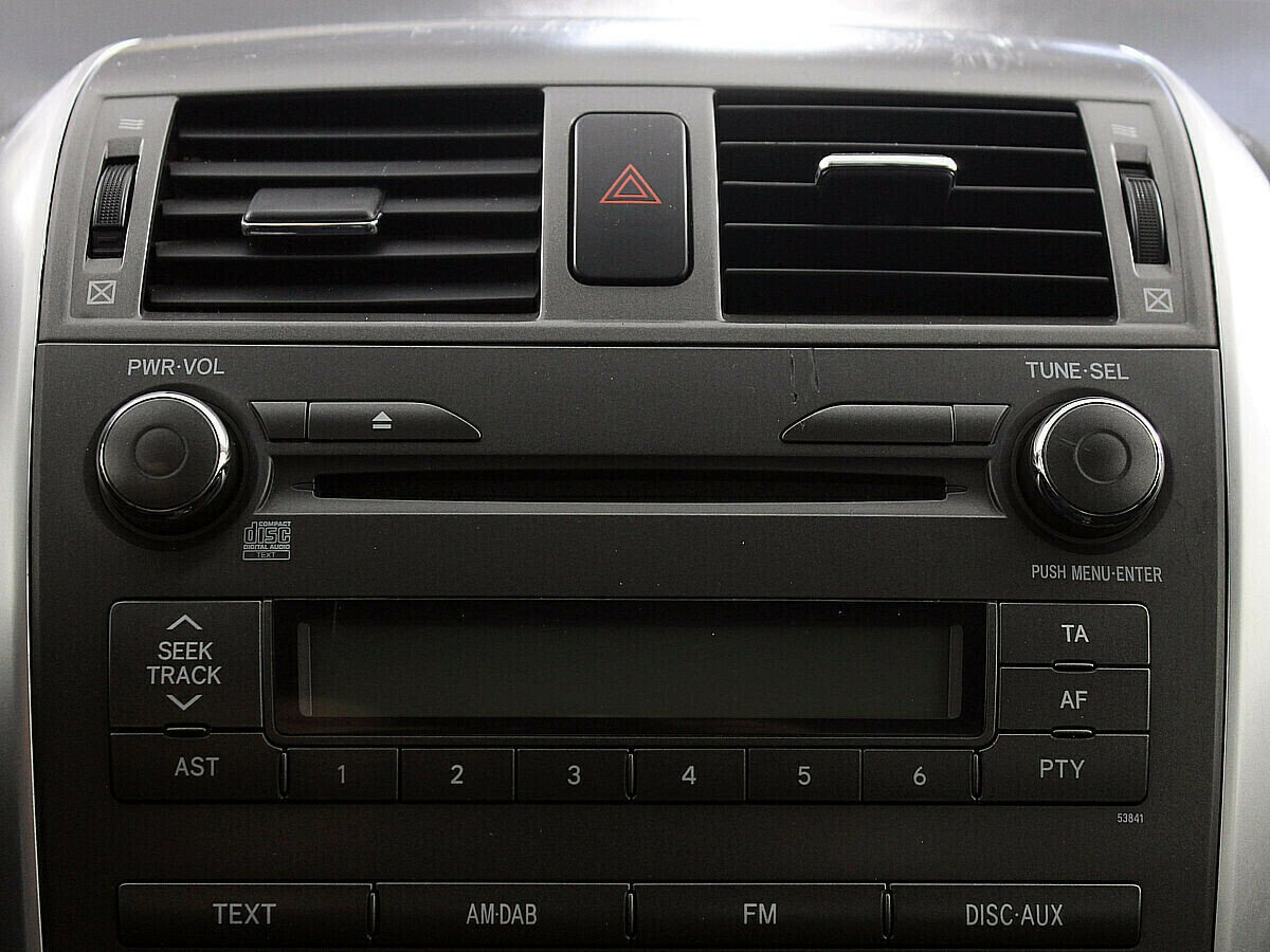 Toyota Corolla 1.6 АКПП, 2011, 148 000 км фото 9
